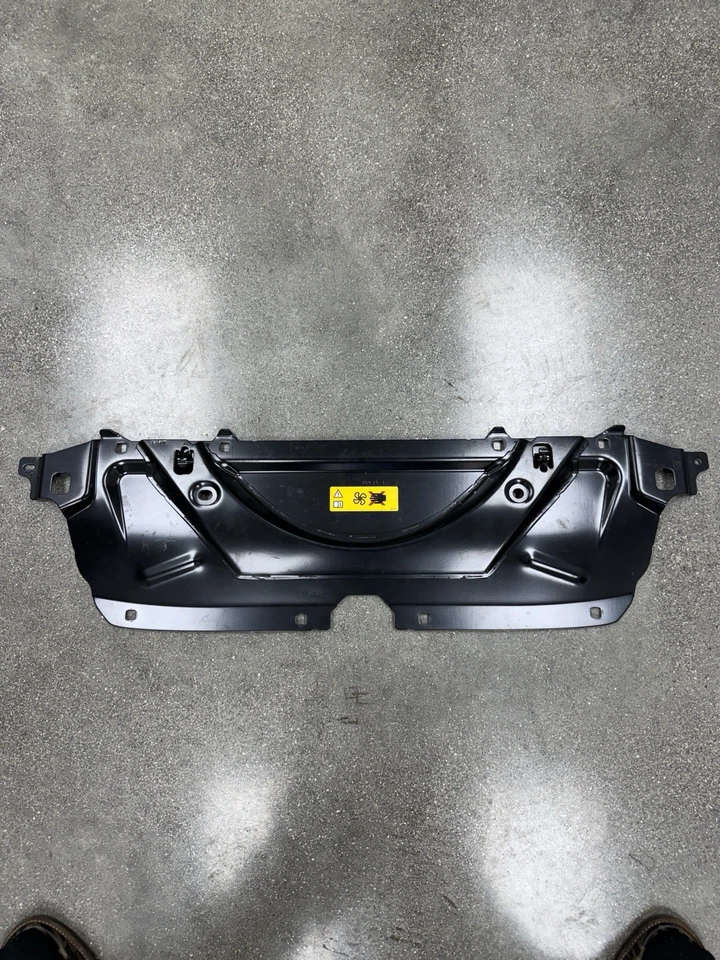 CUBIERTA CUBIERTA DE REFRIGERACIÓN DE MOTOR DE METAL ORIGINAL BMW M5 G90/G99 OEM Foto 1 de 2