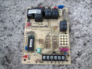 Goodman / White-Rodgers 0130F00005 / 50A55-289-03 Furnace Control Circuit Board - Picture 1 of 3