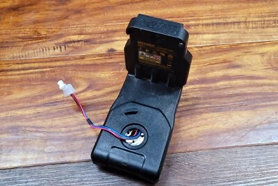 KIT SOPORTE DEWALT PARA DCLE34031 20V 3x360 Línea Verde Láser  Foto 1 de 4