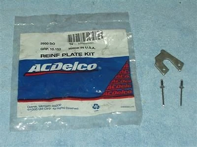 BUICK 10300337 1997; PLACA DE REFUERZO CENTURY & REGAL; MOTOR LIMPIAPARABRISAS (SEGÚN SE Foto 1 de 1