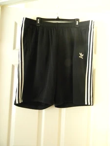 Adidas Wmn. Black/ White 3-Stripes FT Shorts, CE4837, Sz 2XL, 2 Zip Pkts NWT - Picture 1 of 8