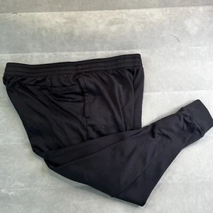 Under Armour Para Hombres 3Xlt Calce Suelto Negro Sudor Pantalón para Correr Cremallera Cónica Pierna Cordón - Imagen 1 de 8