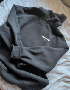 White Fox Boutique Hoodie, L/XL, 12/14, Charcoal, New Without Tags - Picture 1 of 4