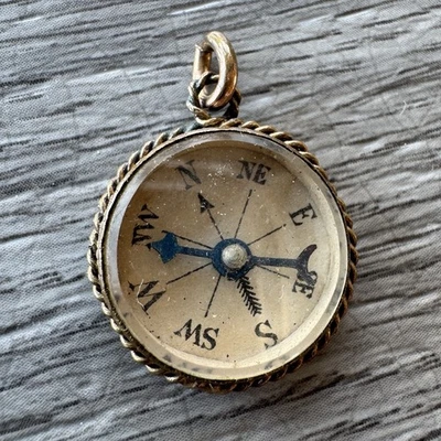 Pendentif ancien " Boussole " - Cuivre - Photo 1/3