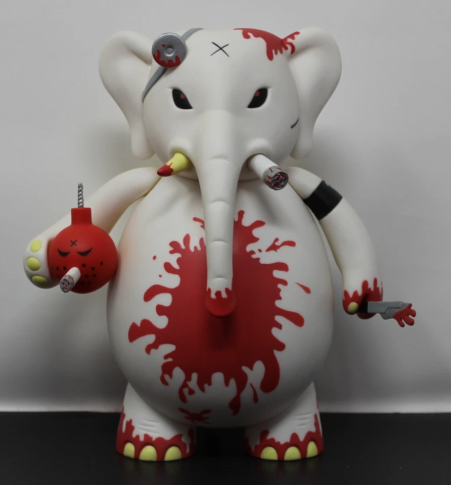DOCTOR BOMB (BLOOD SPLATTERED) REDRUM EDITION - 8 INCH - KOZIK - 2007 - TOY2R - Image 1 of 4