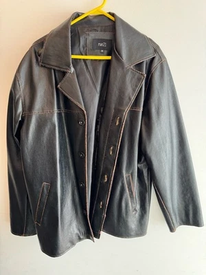 Chaqueta de cuero Rue21 - mediana Foto 1 de 3