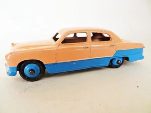 DINKY 170 'FORD SEDAN' PINK OVER BLUE ORIGINAL. VINTAGE. GOOD. COMPLETE. - Picture 1 of 6