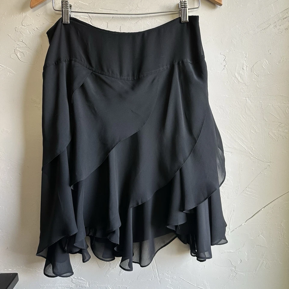 Falda midi Nygard fluida negra de gasa con volantes en capas Y2K Fairycore gótica talla 8 Foto 1 de 4
