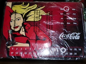Nostalgisches Blechschild Coca Cola geprägt Metallschild Kalender 30cm x21cm - Bild 1 von 2