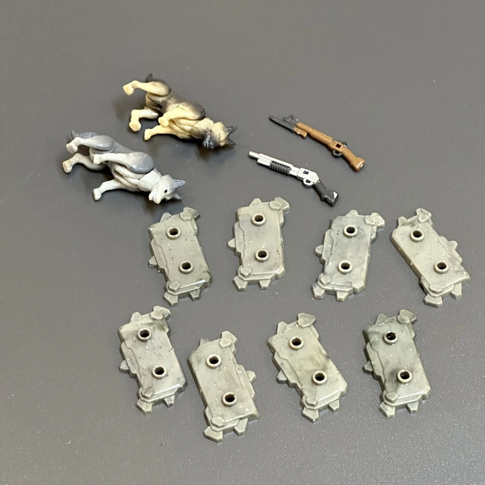 Rare NEW WOLF DOG Mega Construx Call Of Duty ARMORED For Game of Thrones figure - Image 1 of 4