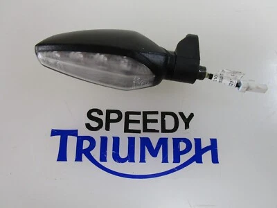 INDICADOR TRASERO DERECHO TRIUMPH SCRAMBLER 400 VELOCIDADES 400 TA401005 Foto 1 de 4