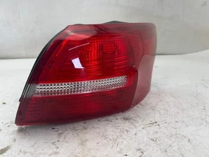 2015-2018 FORD FOCUS RIGHT Rear Tail Light Sedan Outer Quarter Panel Mounted - Picture 1 of 4