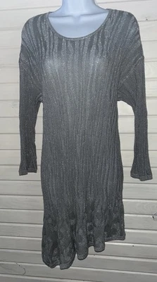 Suéter Pullover Chicos Travelers Talla 2 (GRANDE) Plateado Jacquard Estampado Animal Usado en Excelente Condición Foto 1 de 4