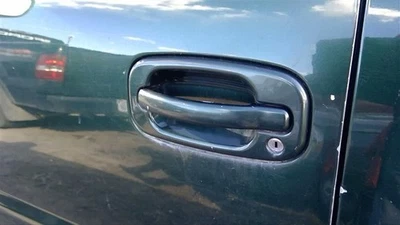 Driver Door Handle Exterior Door Front Painted Fits 00-06 SUBURBAN 1500 666383 - Image 1 of 4