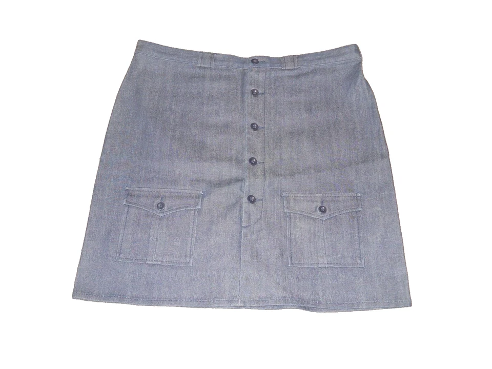 Women's Gap Denim Skirt - Size Medium - Image 1 of 1