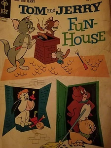 TOM & JERRY  COMIC BOOK  - Picture 1 of 4