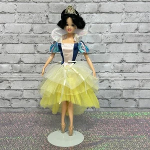 Disney PRINCESS SNOW WHITE Ballerina Disney Store Doll 2003 - Picture 1 of 12