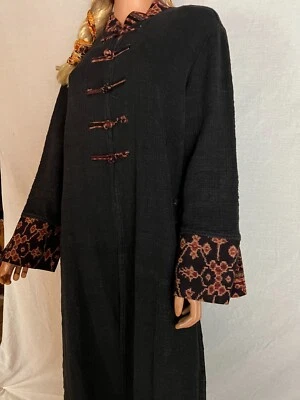 Abrigo Largo Tailandés Hill Tribe Tejido Algodón Negro Tonos Tierra Boho Hippy Pecho 42 De Colección Foto 1 de 4