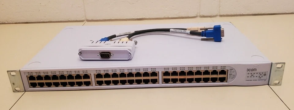 3COM SWITCH 4400 SUPERSTACK 3 3C17204 RACK 48-PORT with CASCADE EXTENDER 3C17226 - Image 1 of 4