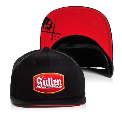 Boné Snapback Sullen Art Collective Blaq Letter Preto Vermelho - Imagem 1 de 4