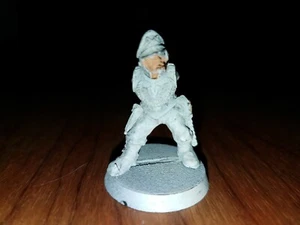 GW: Warhammer 40k Rogue Trader Imperial Guard Metal Minis - CAPTAIN - Bild 1 von 2