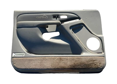 Panel de puerta delantera izquierda GMC Yukon Denali Tahoe Sierra Suburban 2003-2006 Foto 1 de 4
