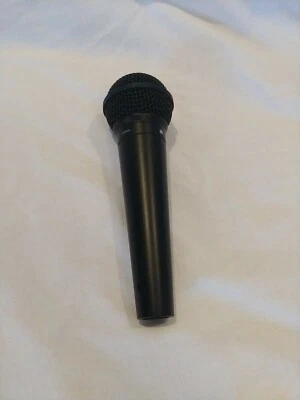 Digital Reference DRV100 Dynamic Wired Microphone - Image 1 of 3