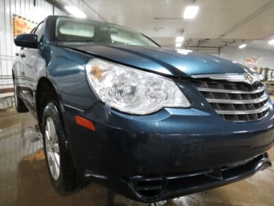 Brazo de control inferior delantero trasero usado para: Chrysler Sebring Locat 2007 Foto 1 de 4