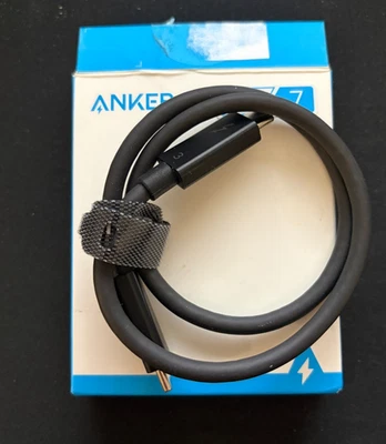 Anker USB-C to USB-C Thunderbolt 3.0 Cable (1.6ft / 0.5 m) - Image 1 of 4