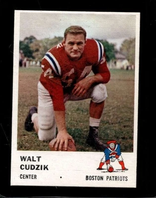 1961 Fleer #182 Walt Cudzik NM Patriots *X119023 - Image 1 of 2