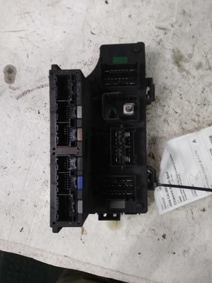 Chasis ECM Body Control BCM junto a la batería se adapta a 08-09 CALIBRE 504441 Foto 1 de 4
