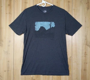 The North Face Mens T-Shirt Short Sleeve Size M Gray Cotton Mountains Hiking - Picture 1 of 9