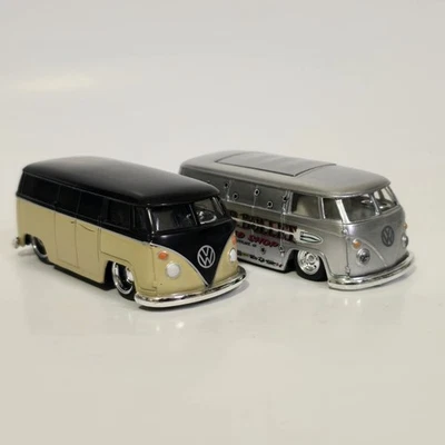2006 Jada Dub City Old Skool '62 Volkswagen Panel Bus 1/64 X2  - Image 1 of 4