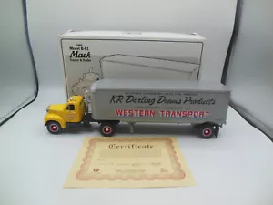 Raro First Gear 19-1576 1960 Modelo B-61 Mack Tractor y Remolque Transporte Occidental - Imagen 1 de 14