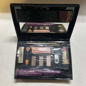 Vintage 1990’s Cover girl isn’t it Romantic make up palette NEW - Picture 1 of 11