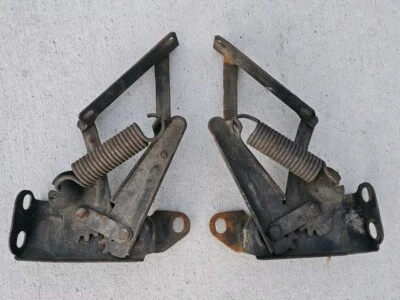 Oldsmobile 88 98 Starfire 1964 bisagras capó izquierdo y derecho GM OEM   Foto 1 de 4