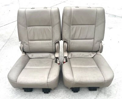 05-07 TOYOTA SEQUOIA РОСКОШНЫЙ ПАКЕТ ЗАДНИЙ ЛЕВЫЙ ВОДИТЕЛЬ ПРАВОЕ ЖЕЛТОВАТО-КОРИЧНЕВОЕ СИДЕНЬЕ 2-Й РЯД КОМПЛЕКТ - Изображение 1 из 4