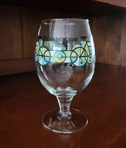 Nuevo Belgium Brewing 2017 Bicicletas Vaso de Cerveza Don Pendleton Arte Globo - Imagen 1 de 12