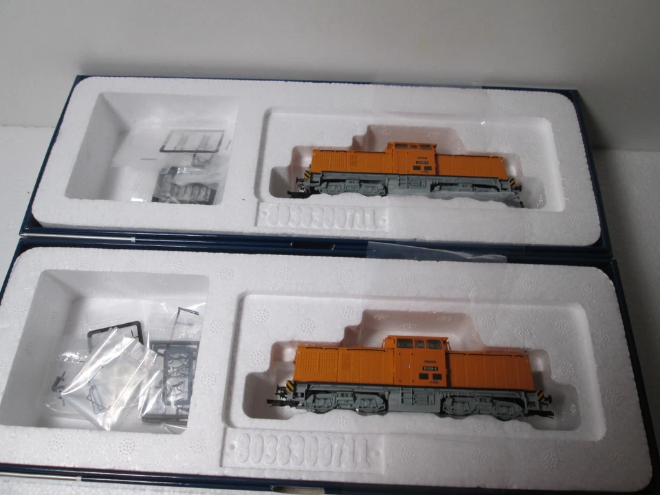 TT 2erSet Diesellokomitiven 111 018-8 und 111 019-6 DR Ep.IV Roco 7380011