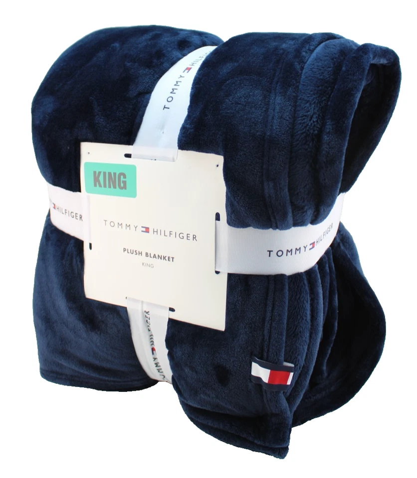 Nuevo TOMMY HILFIGER Manta Clásica Micromink Talla King Azul Oscuro Logo TH Insignia Foto 1 de 4