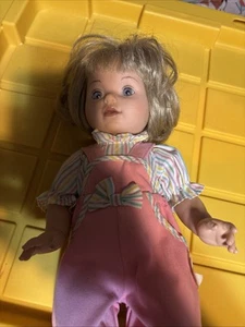 BSB Babys so schöne Vintage blonde Haare lila Augen gekleidet in rosa - Bild 1 von 4
