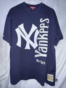 Yankee Stadium Mitchell & Ness Women’s T-Shirt Cooperstown Collection MLB Size L - Picture 1 of 7