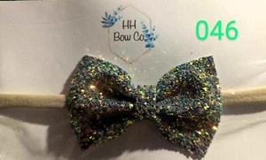 Diadema y/o corbata con moño brillante de camuflaje - Imagen 1 de 2