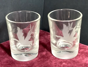 2 vasos de chupito FEDERAL GLASS 3 OZ. Deportista con gansos canadienses grabados MCM de colección - Imagen 1 de 12