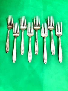 Set of 8 1847 Rogers Bros Silverplate "Silhouette" Dessert / Salad Forks 6-5/8" - Picture 1 of 9