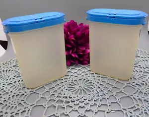 Vintage Paar Tupperware Gewürzschüttler modulare Mates 1846-16 blaue Deckel 1845-12 - Bild 1 von 10