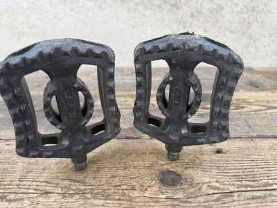 Pedales BMX Gt 1/2” Old Mid School BMX negros Foto 1 de 4