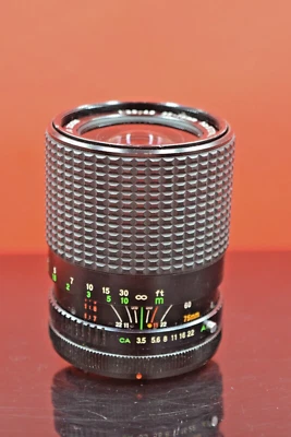 Ozunon MC Auto Zoom 1:3.5-4.8 35-75mm Lens Canon FD Mount - Image 1 of 4