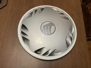 One Only, 1989-91 -Sable 14” Hubcap, Hollander #881 - Picture 1 of 13