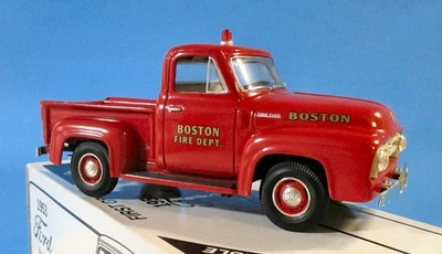 First Gear 1/34 Scale Boston Fire Department 1953 Ford Pickup 19-1551 - Image 1 of 4